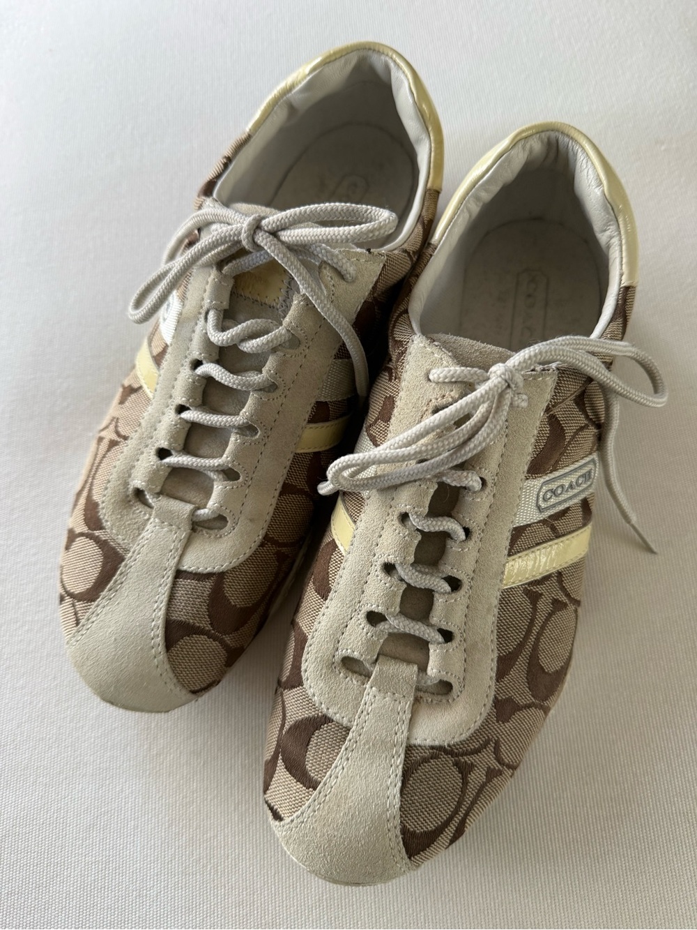 Coach Beige & Brown Logo Low-Top Sneakers with Pale Yellow Stripe